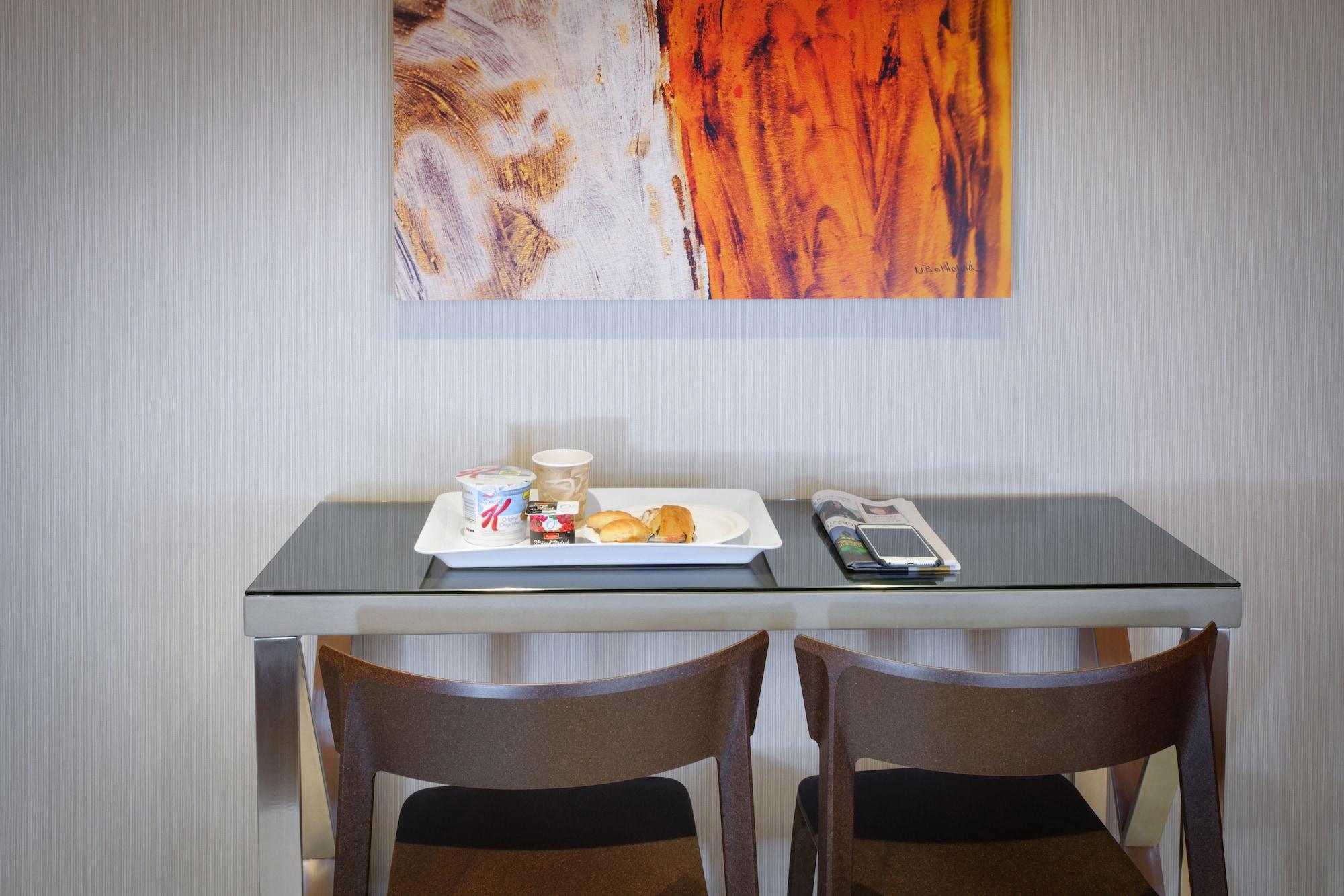 Le Chabrol Hotel & Suites Μόντρεαλ Εξωτερικό φωτογραφία