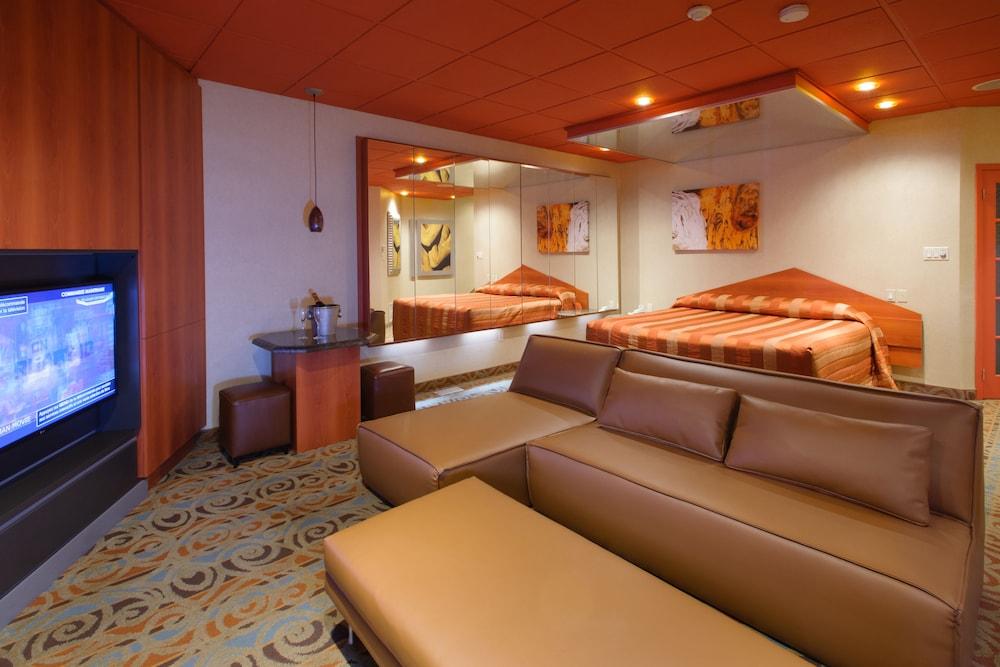Le Chabrol Hotel & Suites Μόντρεαλ Εξωτερικό φωτογραφία