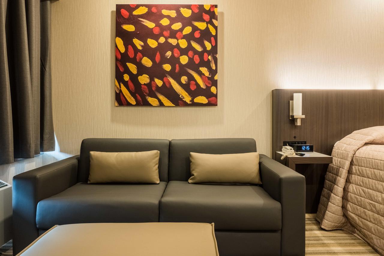 Le Chabrol Hotel & Suites Μόντρεαλ Εξωτερικό φωτογραφία