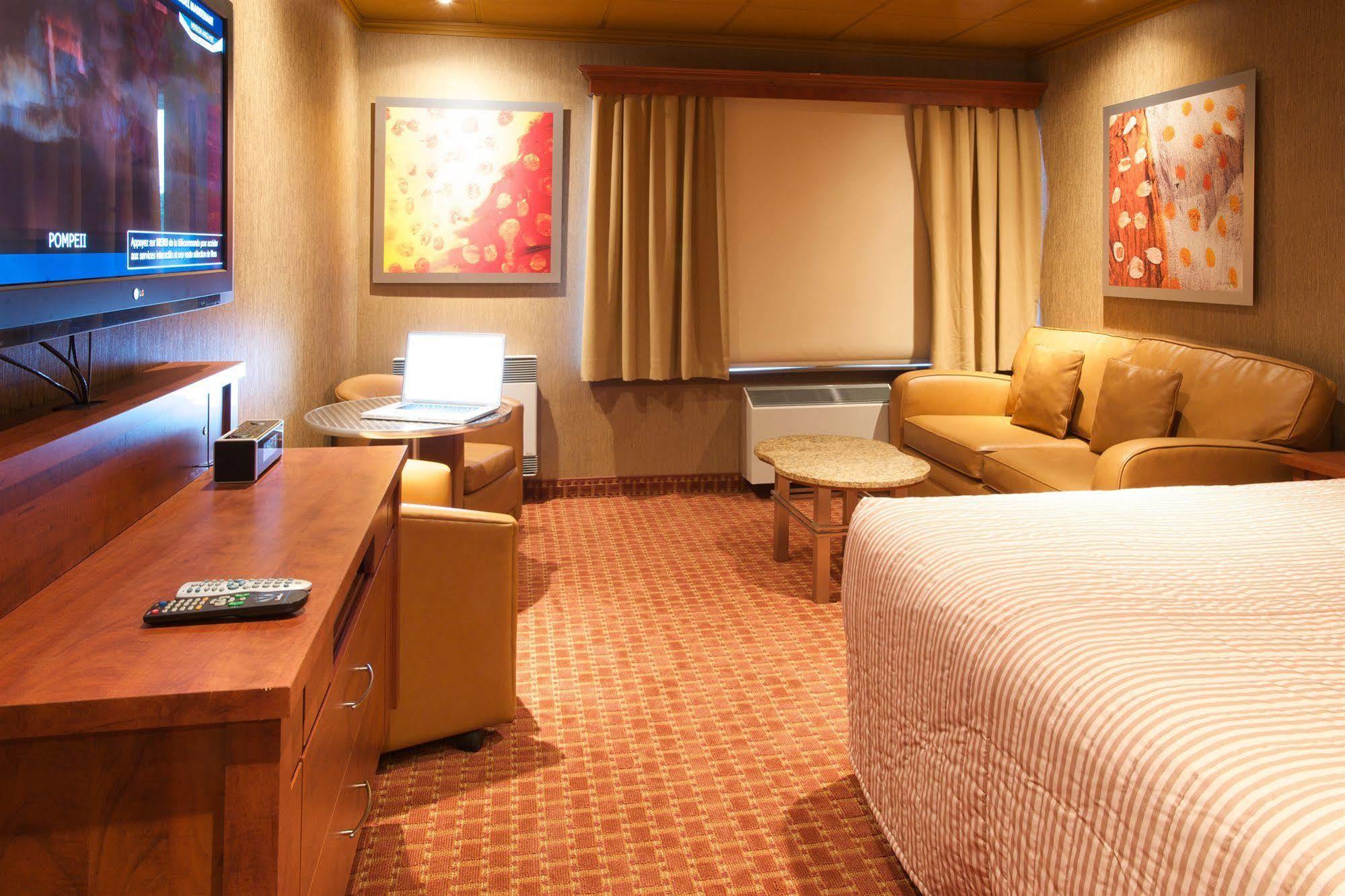 Le Chabrol Hotel & Suites Μόντρεαλ Εξωτερικό φωτογραφία